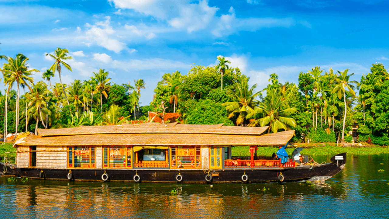  Top 7 Family holiday destinations in Kerala