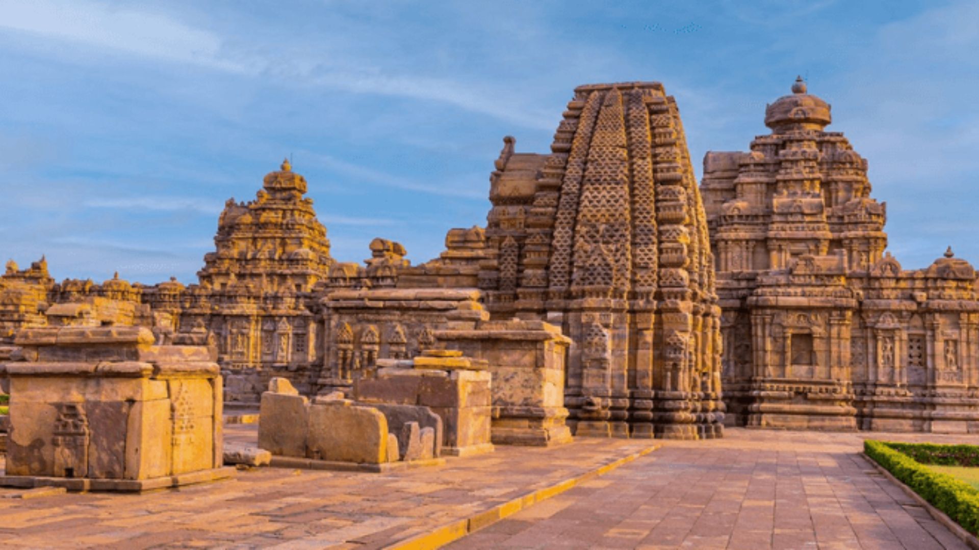 Top_10_Ancient_Temple_Destinations_for_Spiritual_Travellers